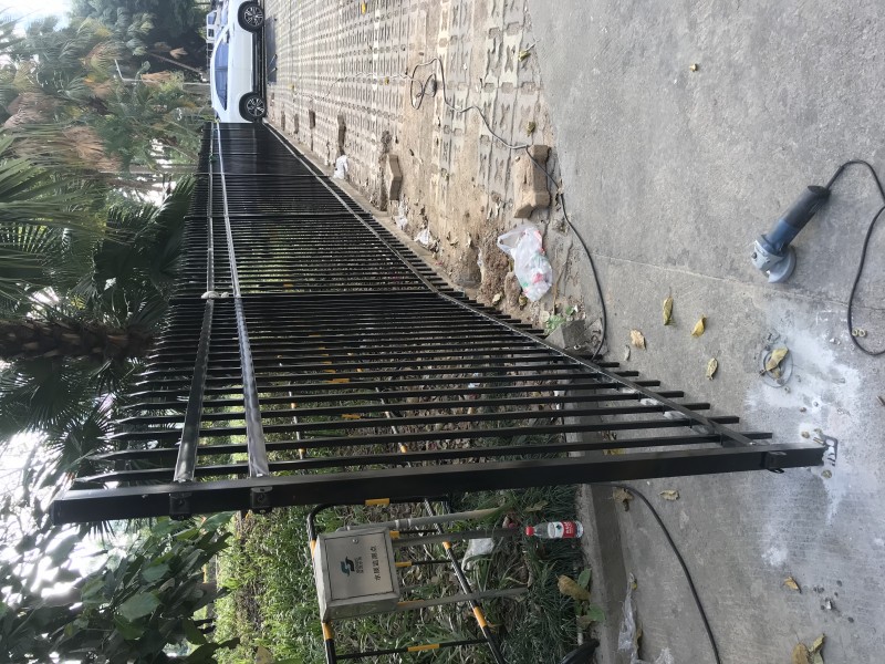 鋅鋼護(hù)欄